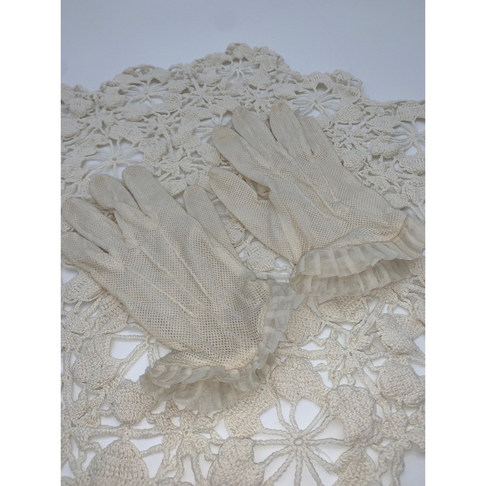 Vintage 1950s Ivory Mesh Crochet Gloves Sheer Ruffle Cuffs Tea Party Church